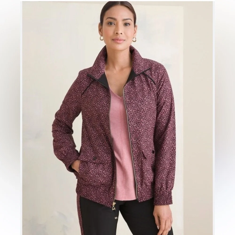 NWOT Chicos ZENERGY cheetah zip lightweight windbreaker jacket pink black 2P 00P